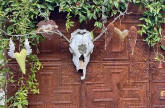 Cynthia’s home and garden with heart