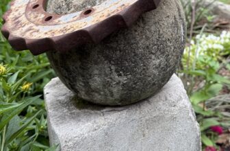 Upcycled art at McClain garden at Memphis Fling